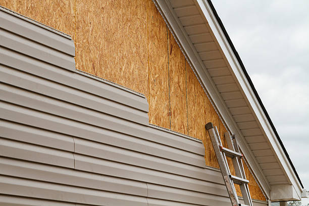 24/7 Emergency Storm Damage Siding Repair experts in Oak Ridge, TN